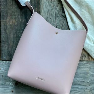 Samara Medium Shoulder Bag in Peony